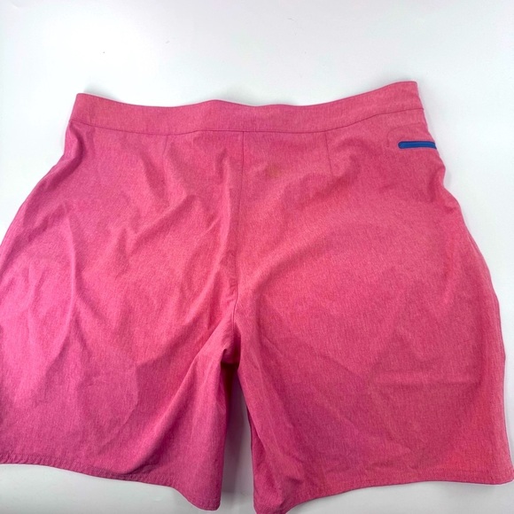 Vineyard Vines Men's Coral Hybrid Swim suit / Board Shorts - Picture 3 of 10
